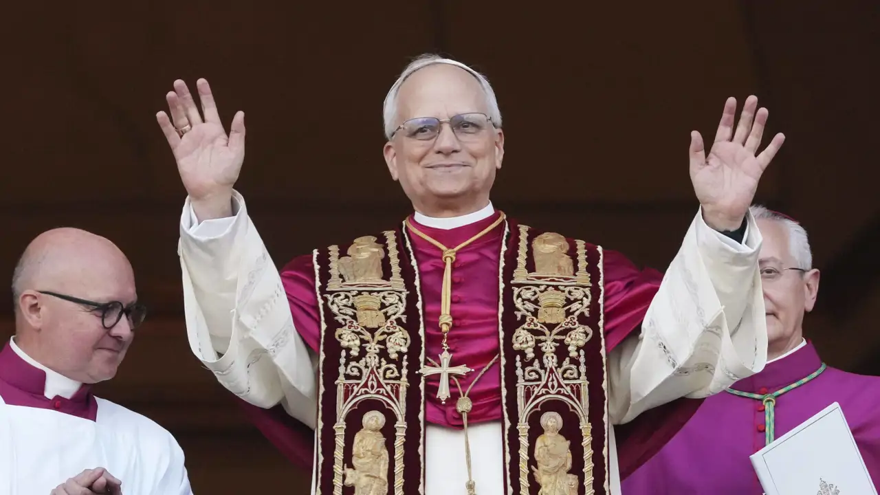 León XIV, el nuevo Papa: Un llamado a la paz y un saludo especial a ...